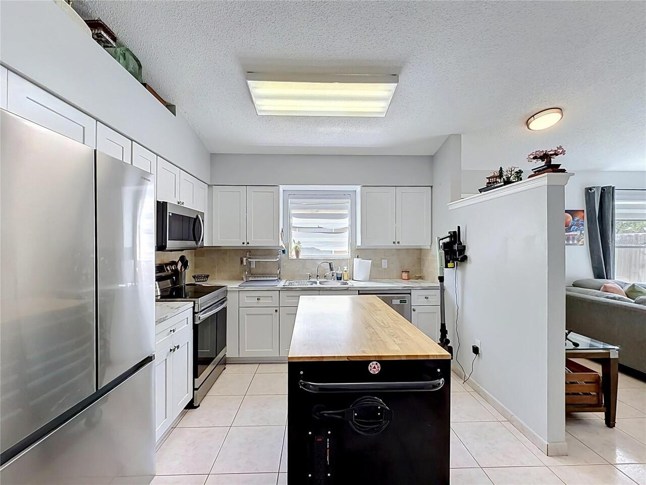 Listing Photo 6