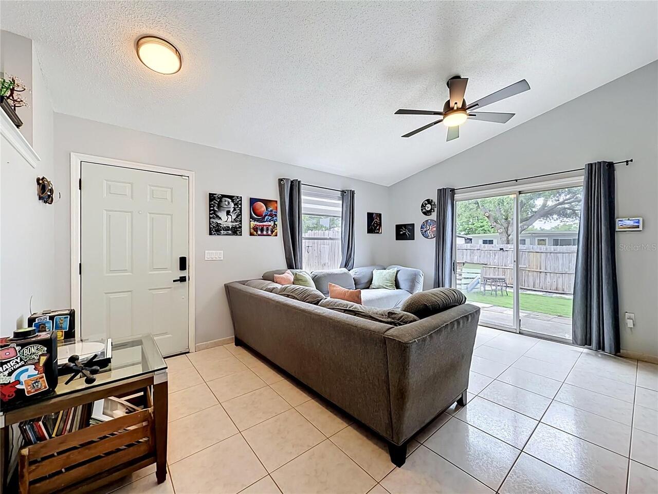 Listing Photo 10