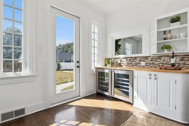 Listing Photo 18