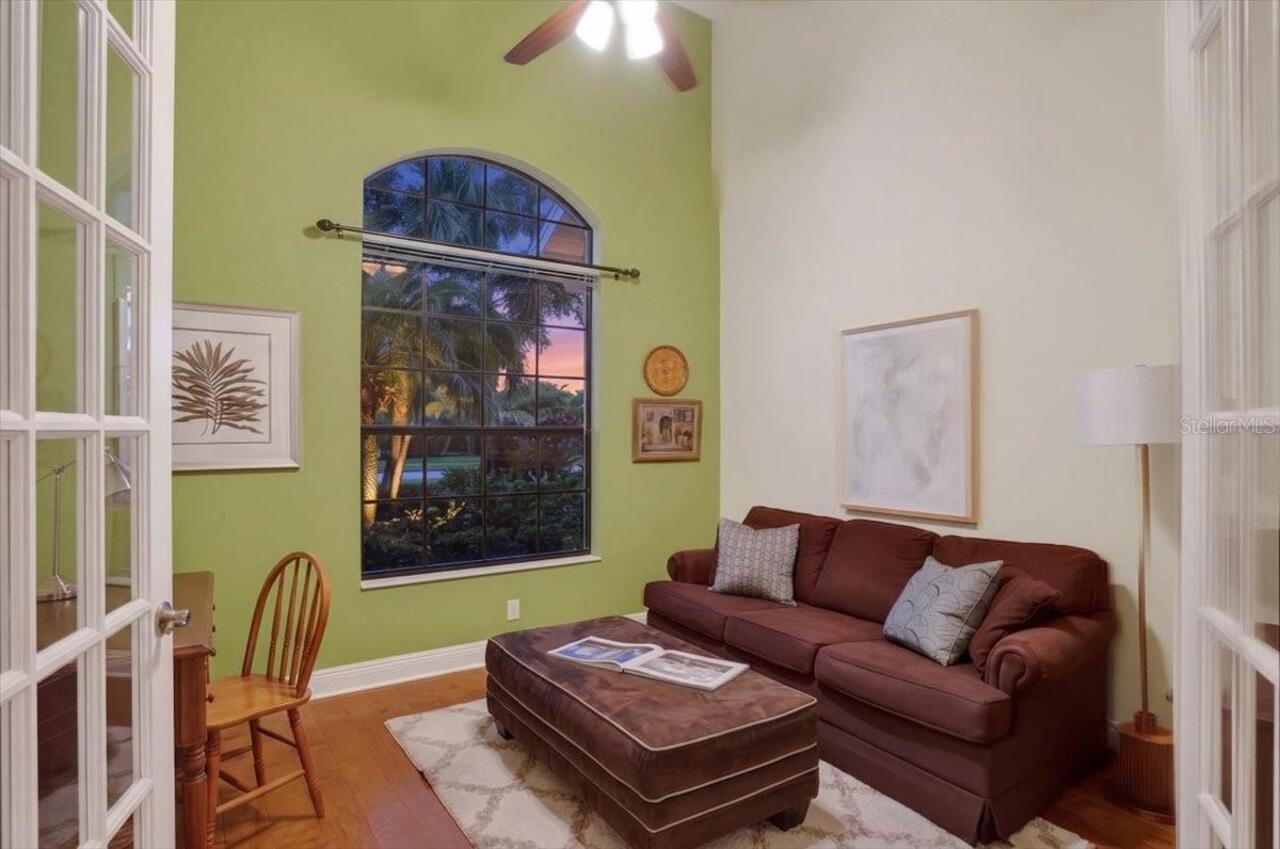 Listing Photo 14