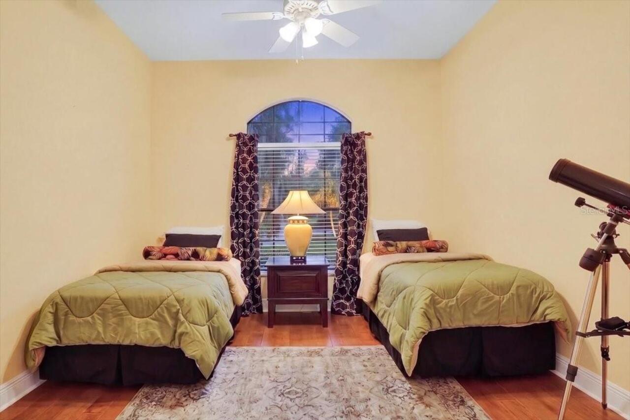 Listing Photo 22
