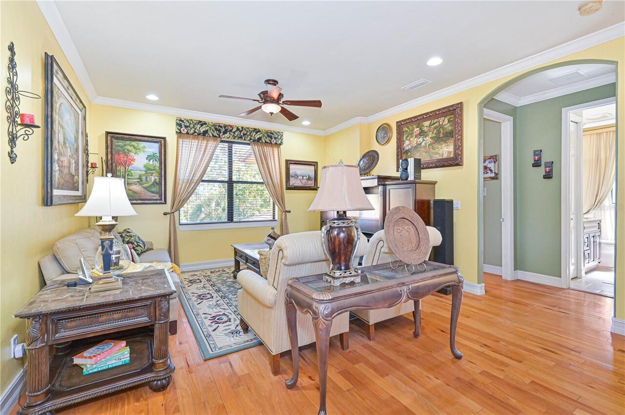Listing Photo 19