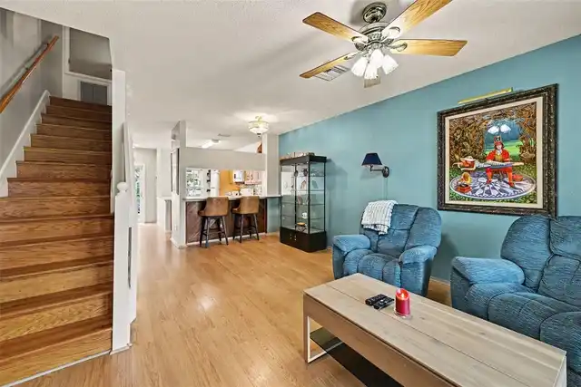 Listing Photo 8
