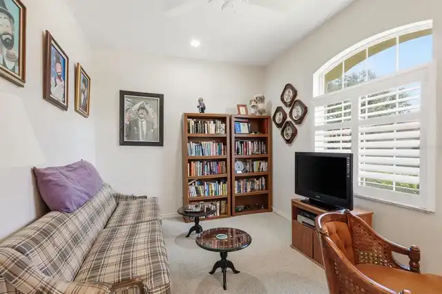 Listing Photo 19