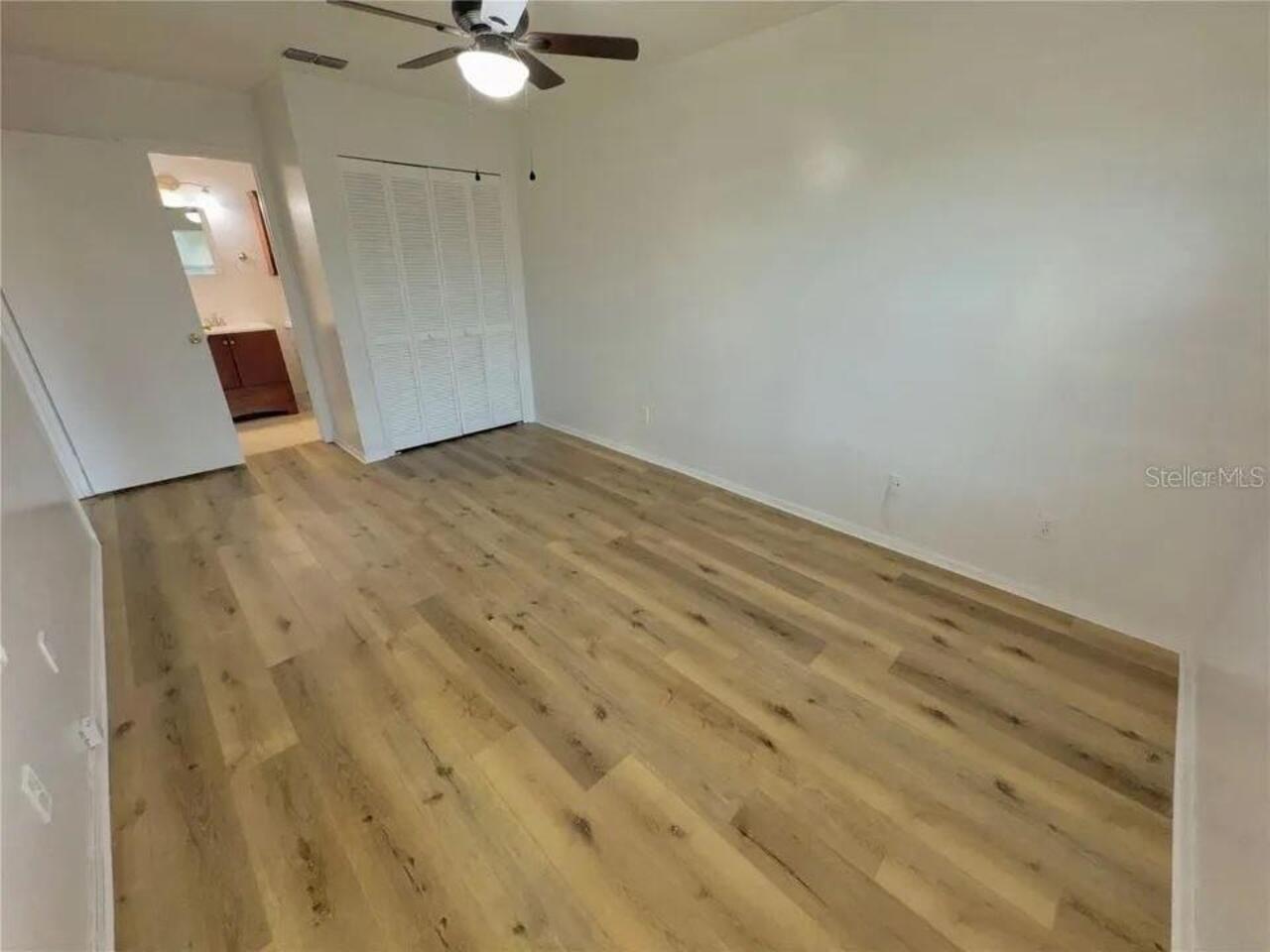 Listing Photo 10