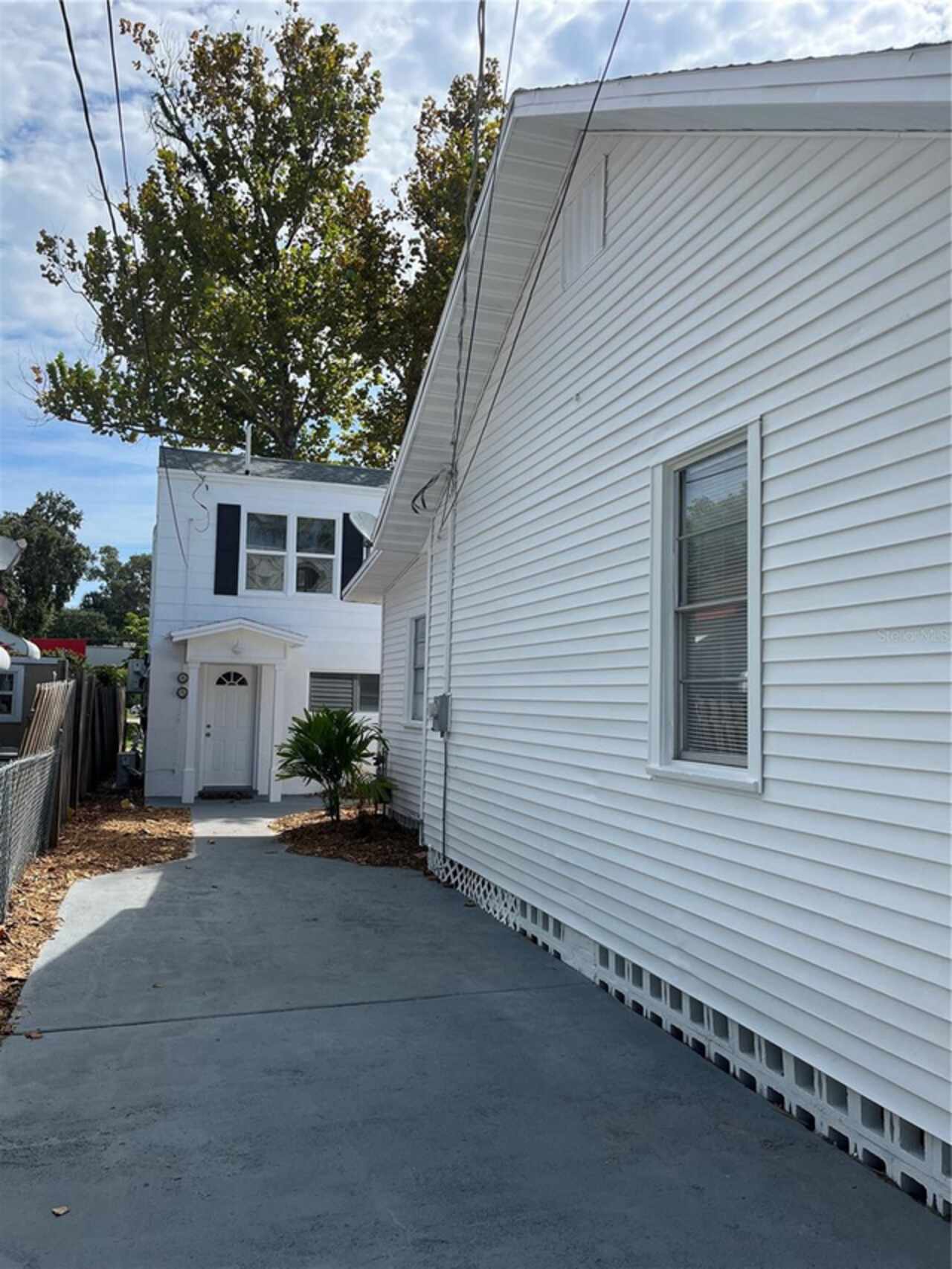 Listing Photo 11
