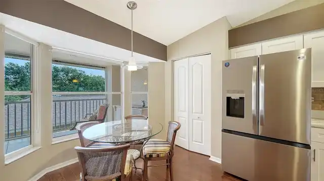 Listing Photo 18