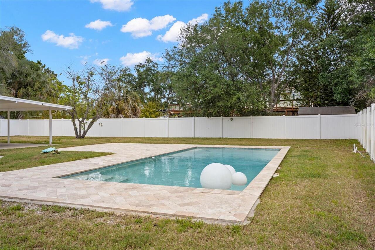 Listing Photo 16