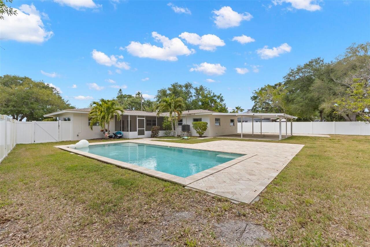 Listing Photo 17