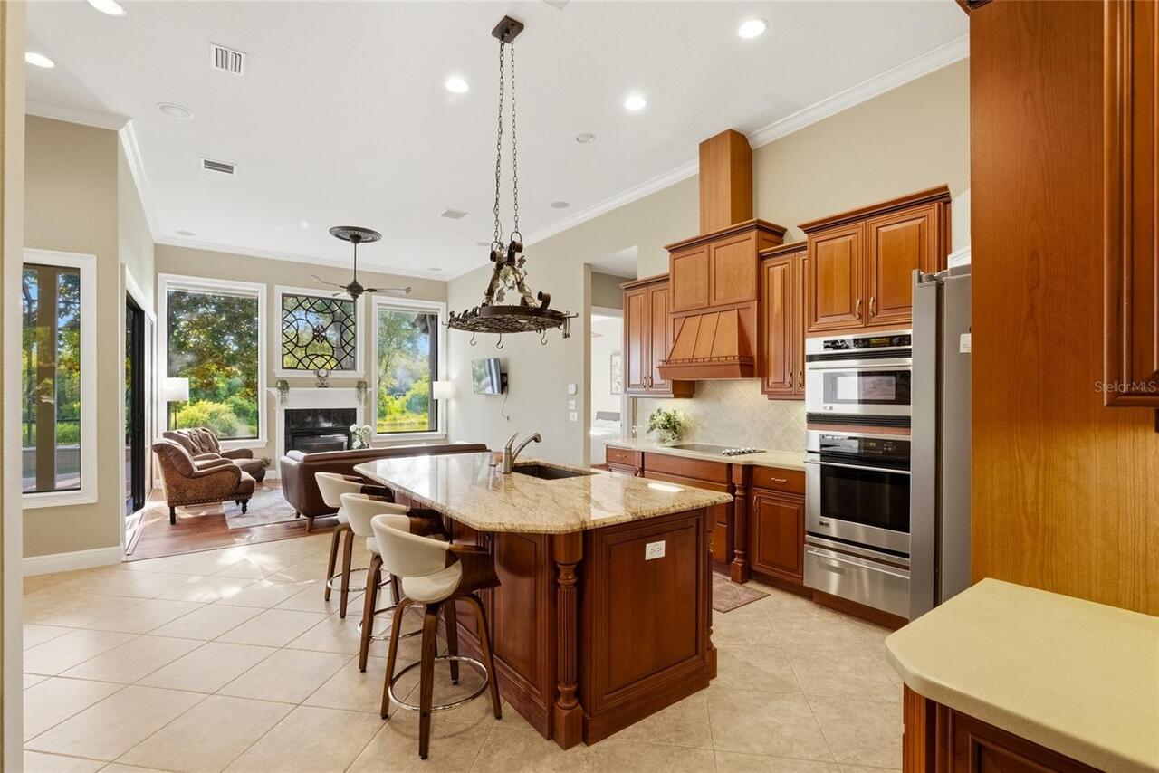 Listing Photo 12