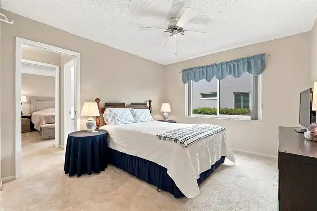 Listing Photo 33