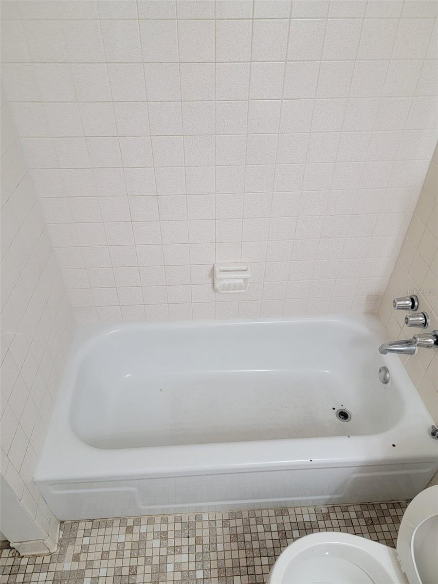 Listing Photo 7
