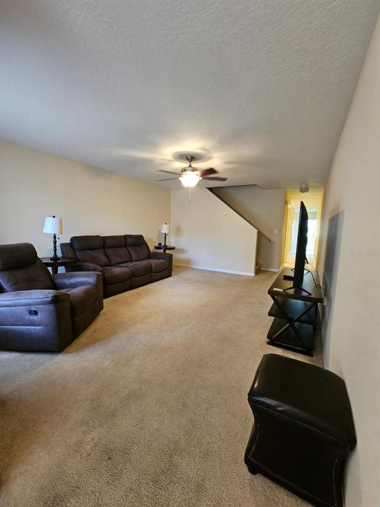 Listing Photo 12