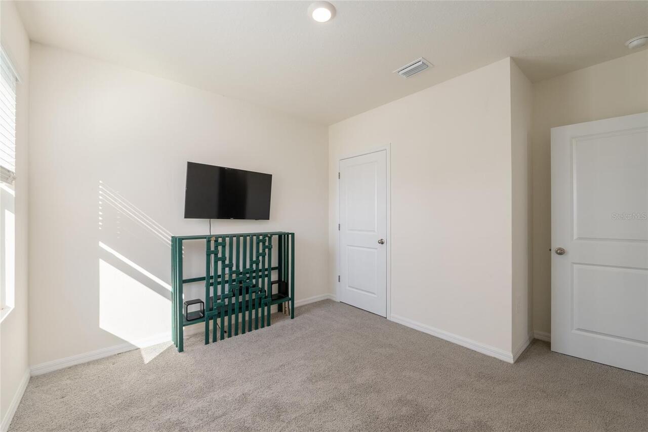 Listing Photo 43