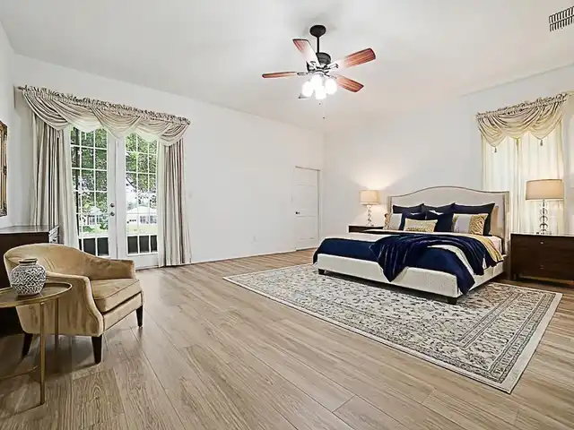 Listing Photo 19