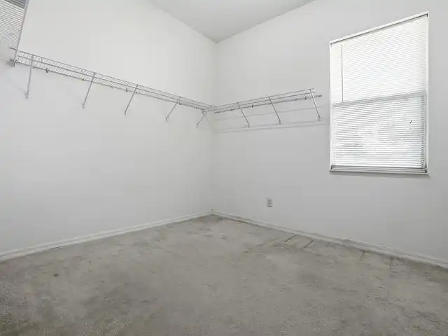 Listing Photo 33