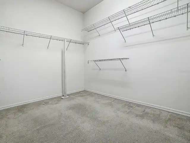 Listing Photo 34