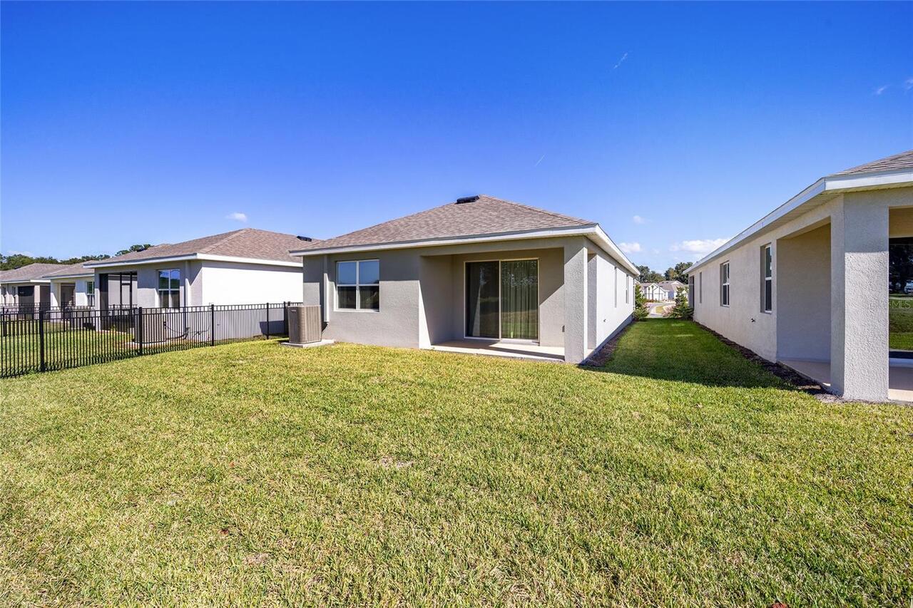 Listing Photo 8