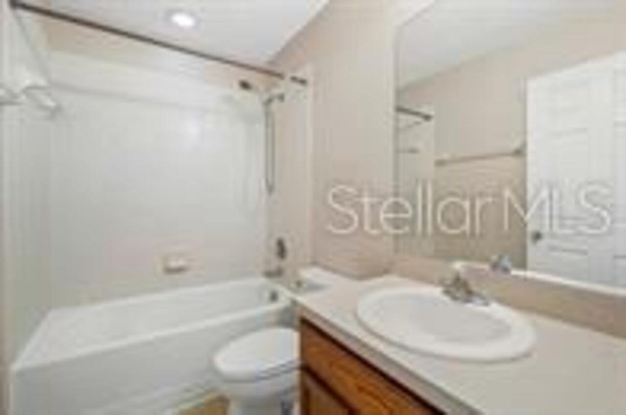 Listing Photo 9
