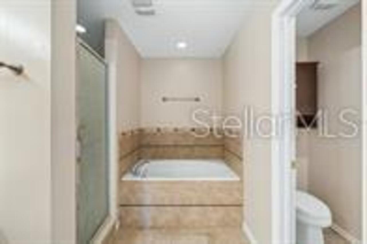 Listing Photo 10