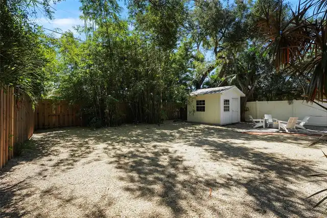 Listing Photo 28