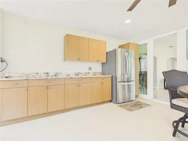 Listing Photo 15