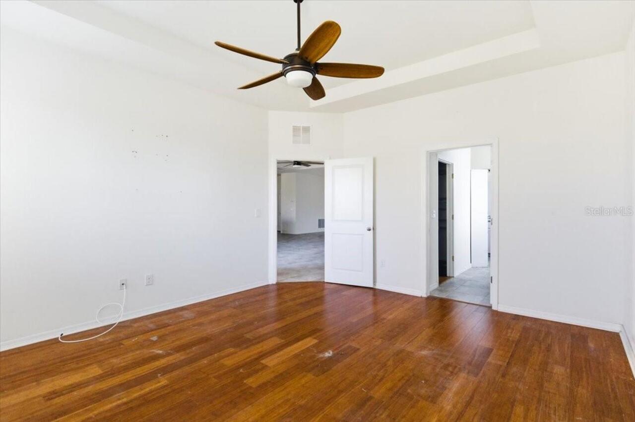 Listing Photo 17