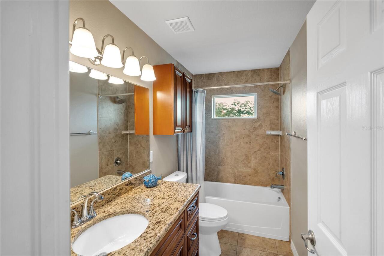 Listing Photo 25