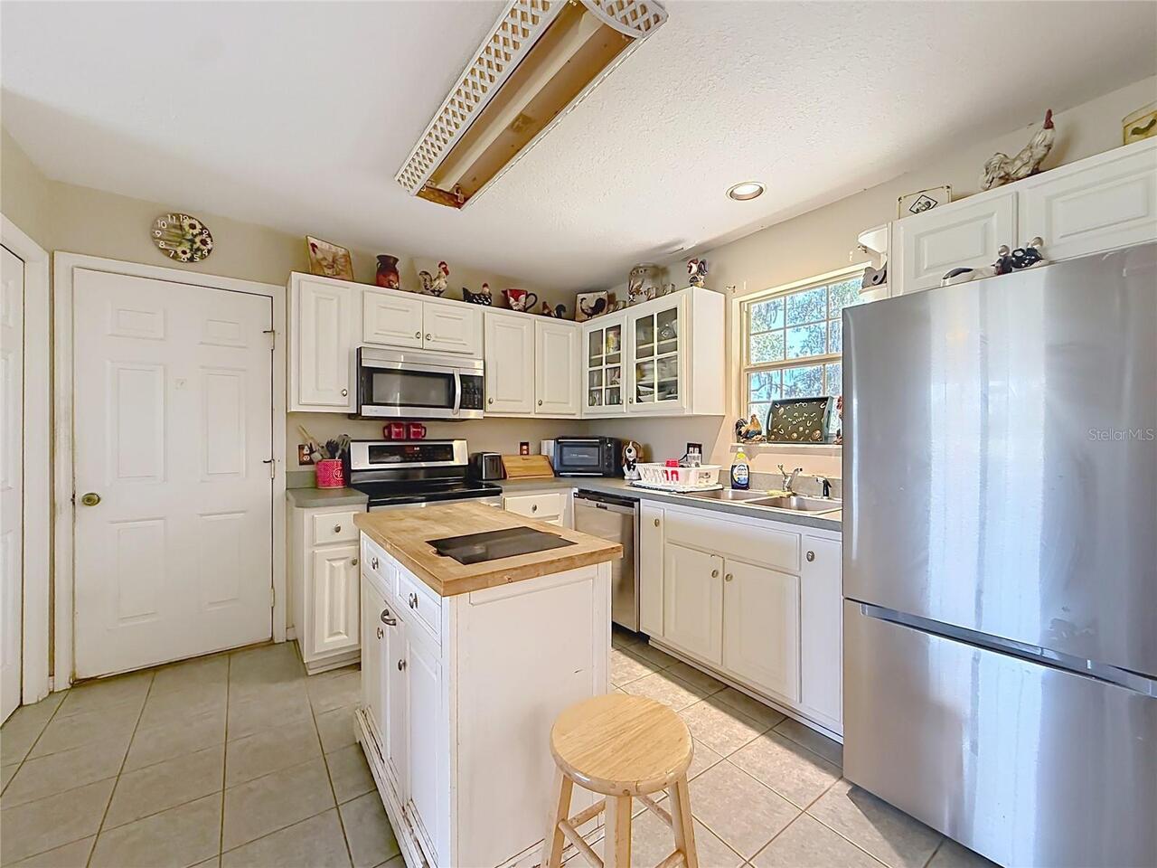 Listing Photo 15