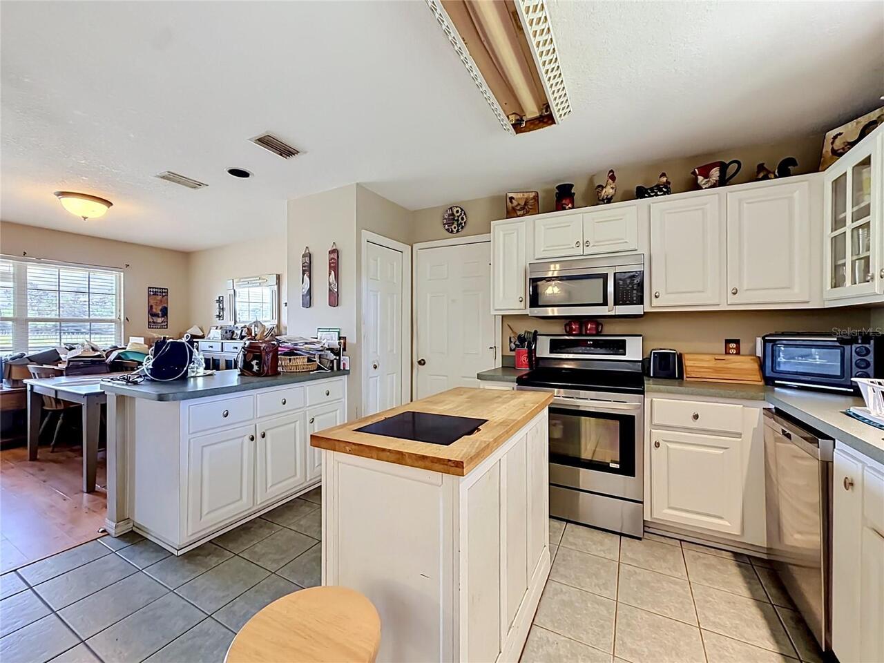 Listing Photo 16