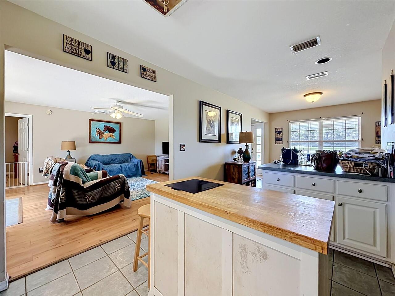 Listing Photo 17
