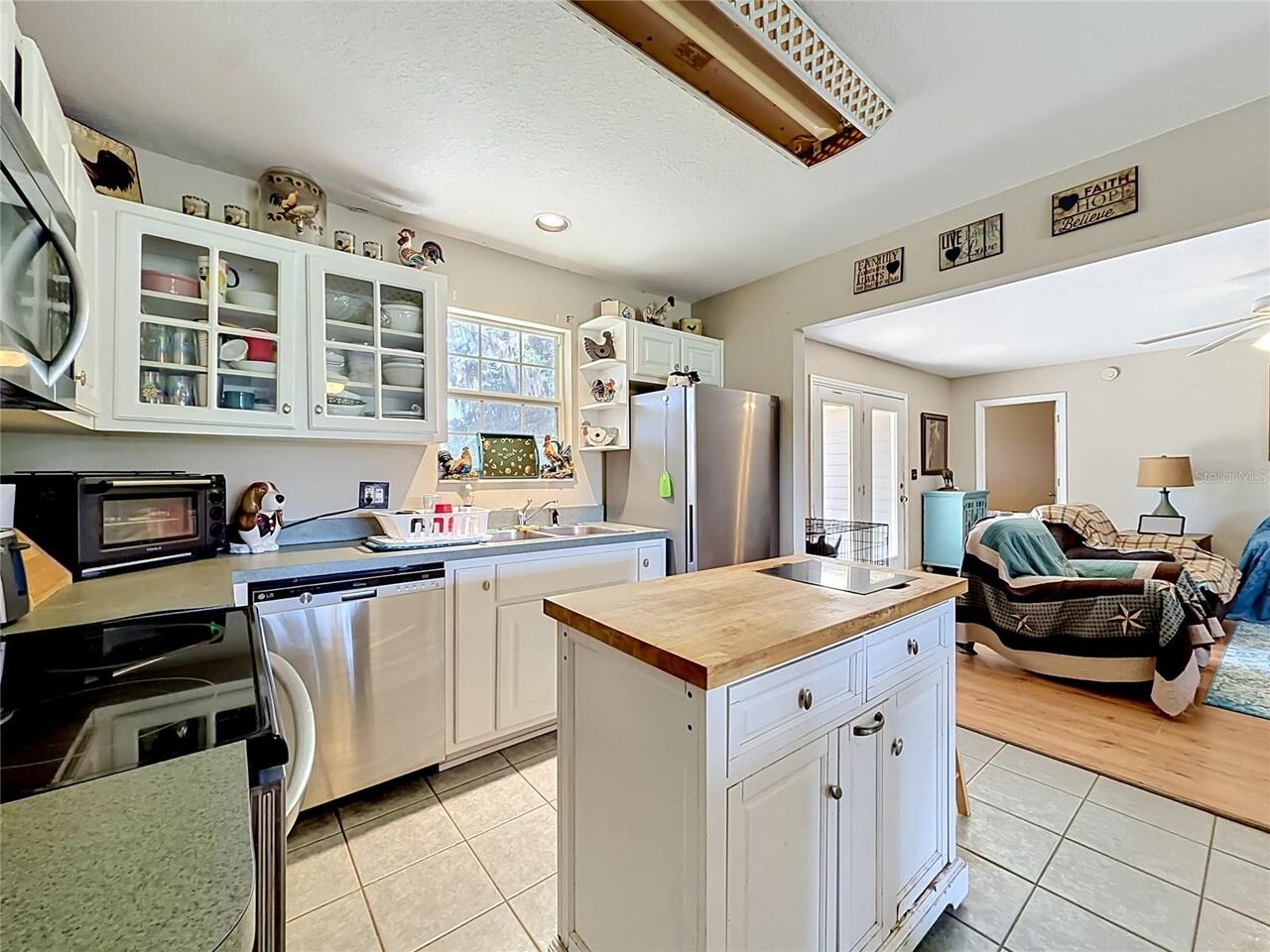Listing Photo 18