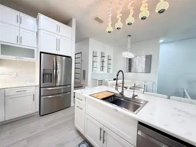 Listing Photo 16