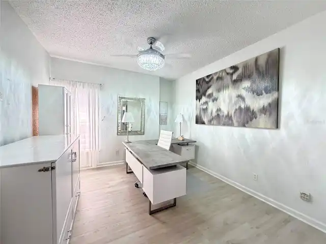 Listing Photo 28