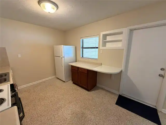 Listing Photo 7