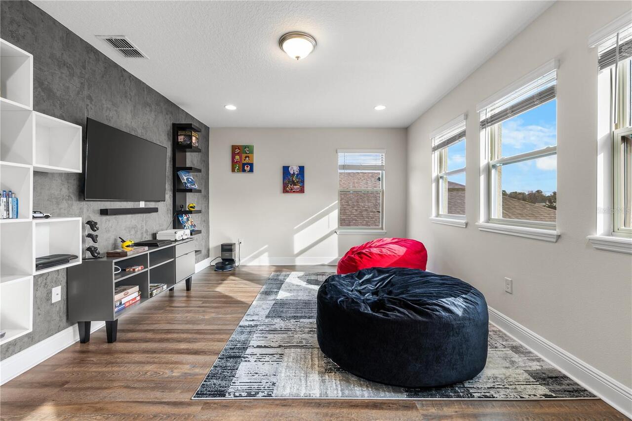 Listing Photo 25