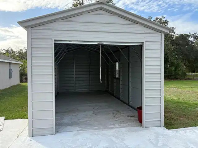 Listing Photo 14