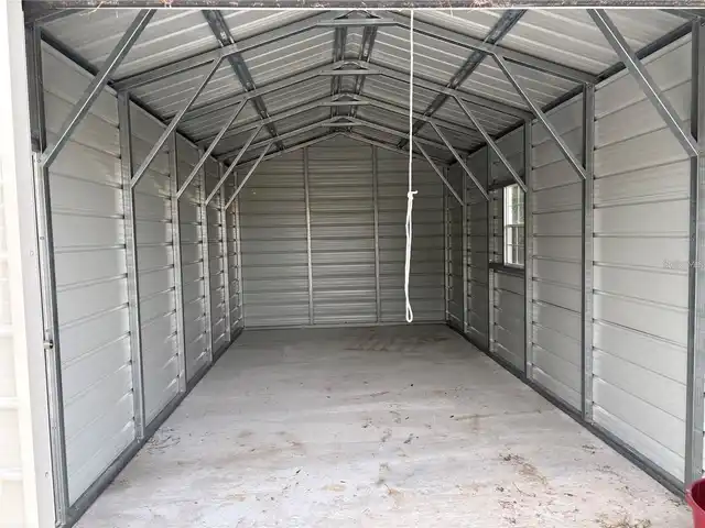 Listing Photo 15