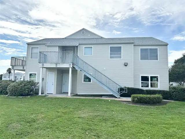 Listing Photo 12