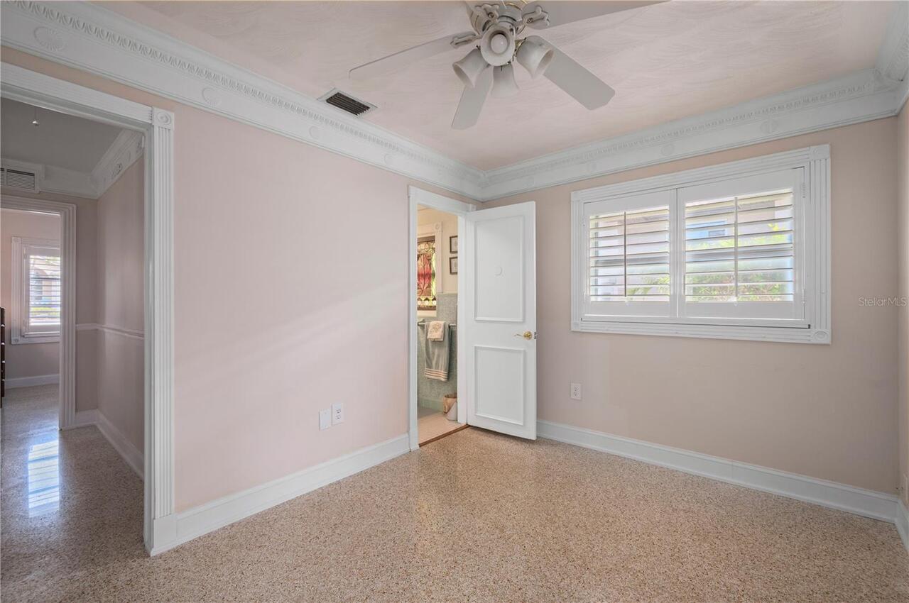 Listing Photo 22