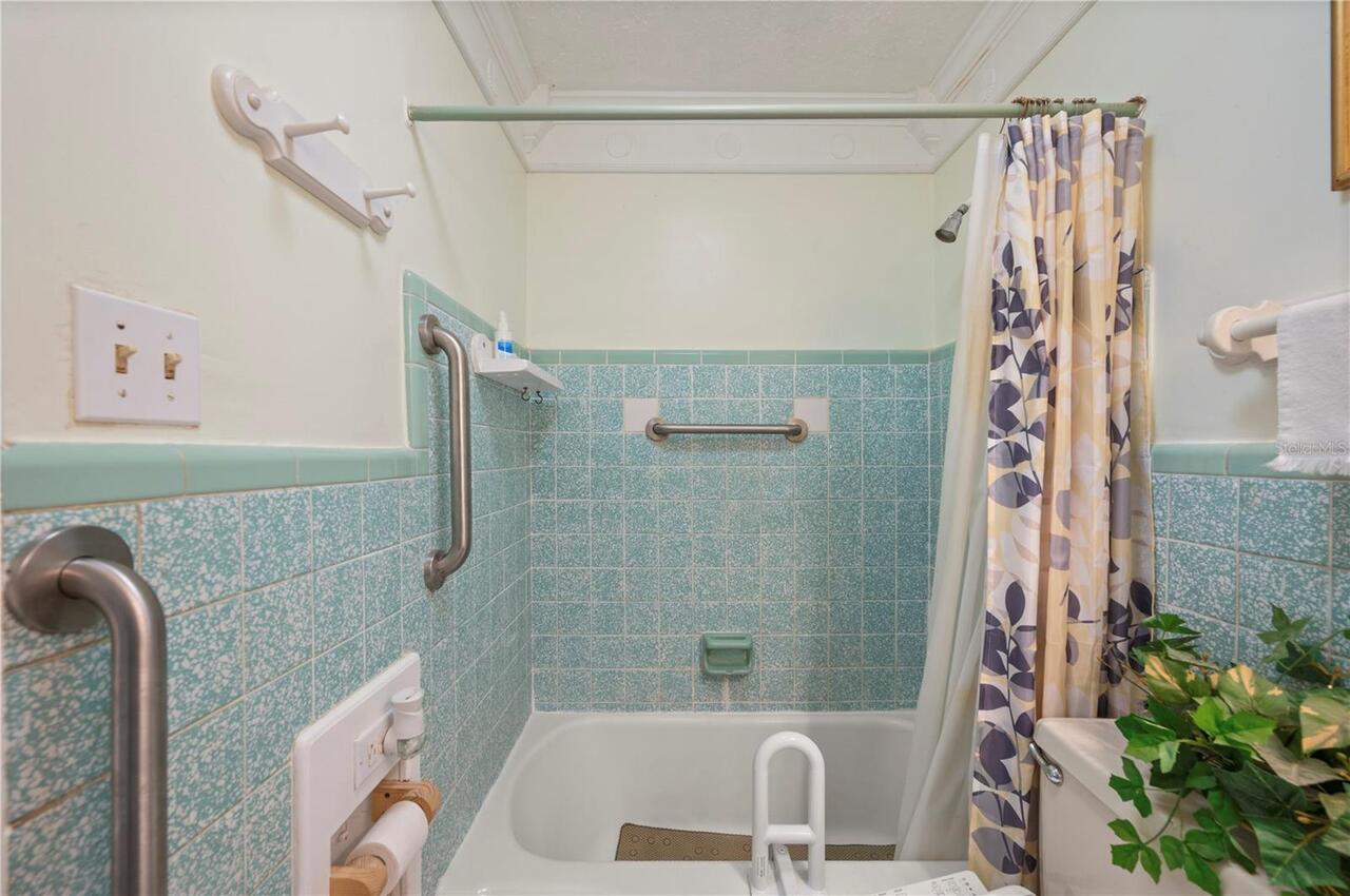 Listing Photo 25