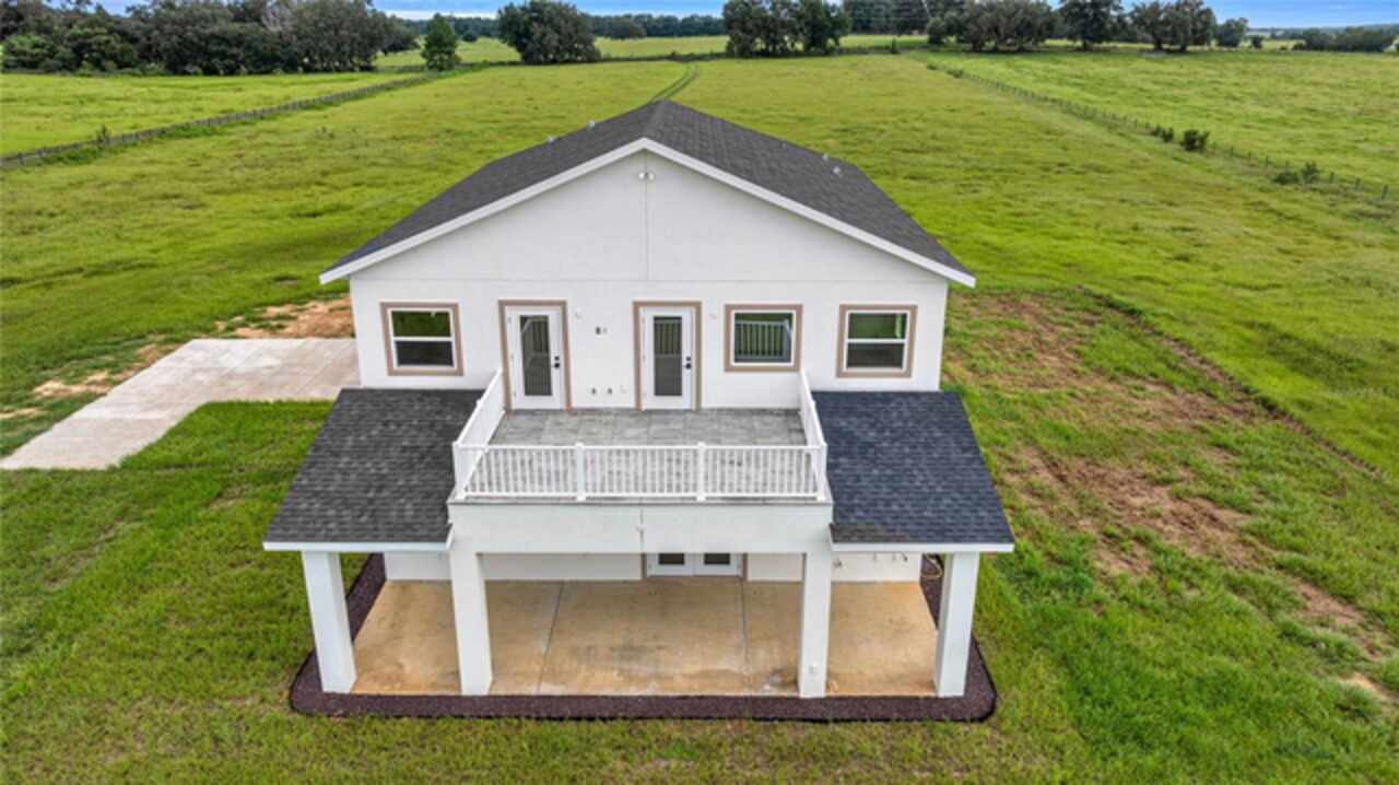 Listing Photo 11