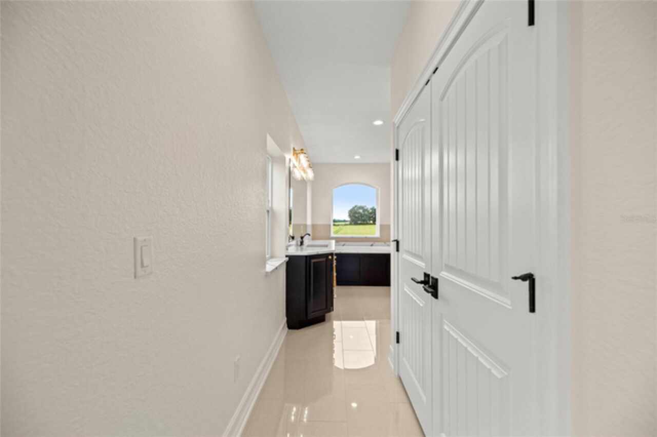 Listing Photo 43