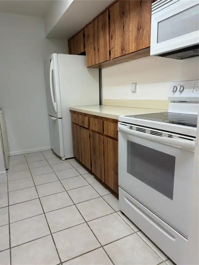 Listing Photo 7