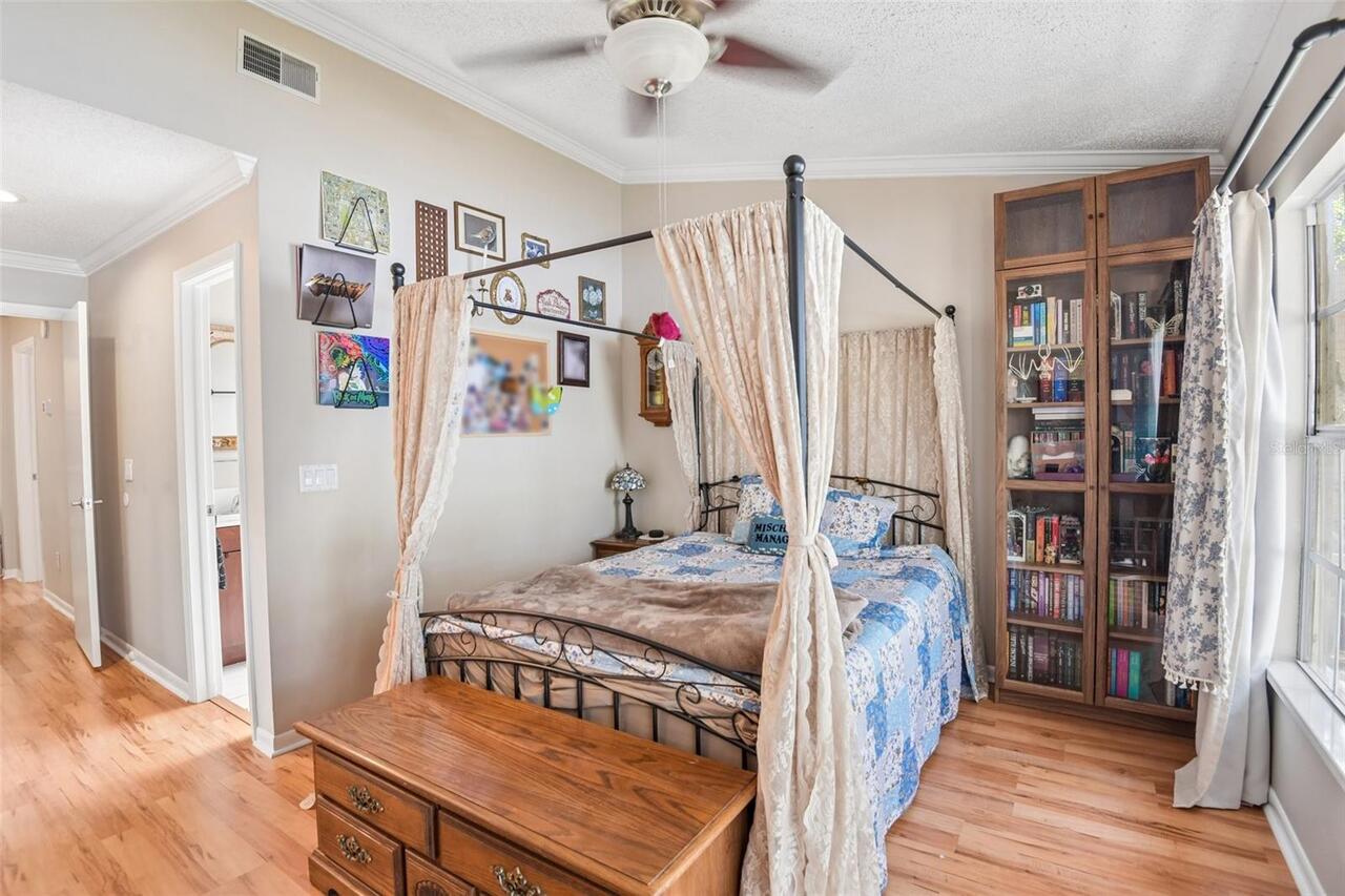 Listing Photo 22