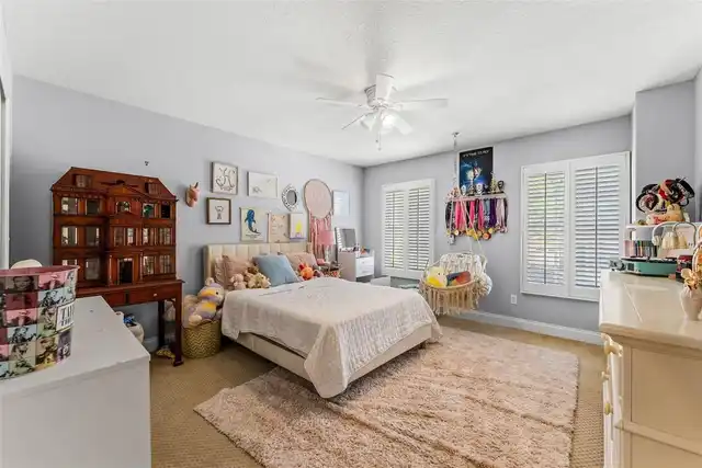 Listing Photo 25