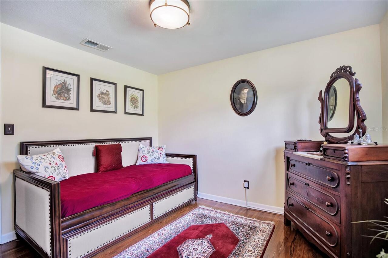 Listing Photo 22