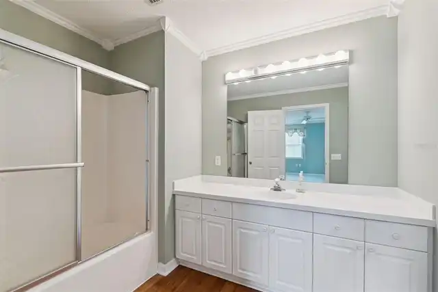Listing Photo 32