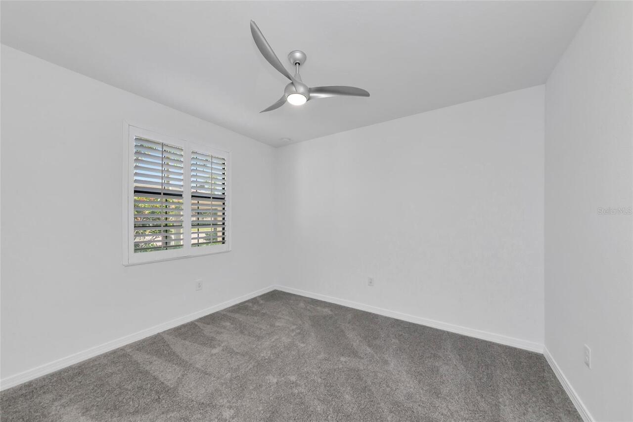 Listing Photo 33