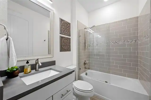 Listing Photo 25